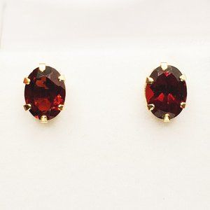 14K Yellow Gold Genuine Garnet 8x6mm Stud Earrings
